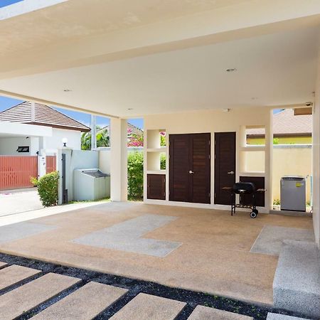Villa Jasmine Rawai Bagian luar foto