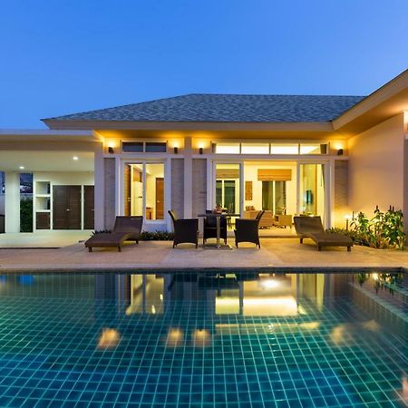 Villa Jasmine Rawai Bagian luar foto